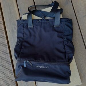 Beyond Yoga Convertible Gym Bag Backpack In Black.